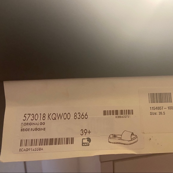 Gucci women’s original GG slides - Picture 6 of 6